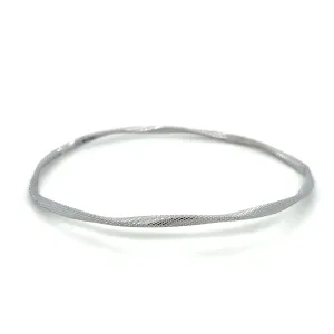 9K White Gold Closed Twisted Bangle