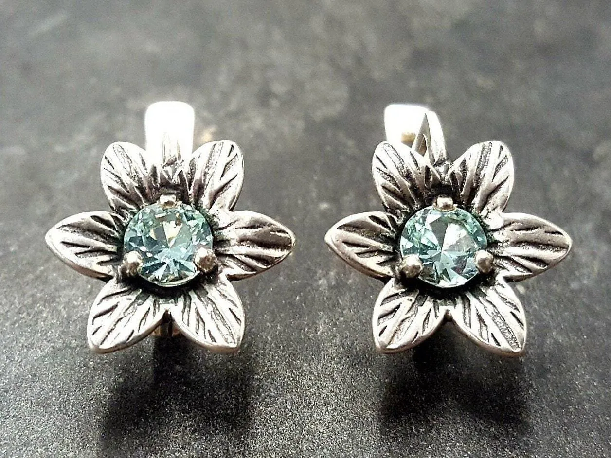 Aquamarine Flower Earrings - Vintage Aquamarine Studs - Blue Flower Earrings