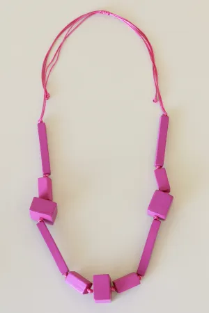 Betty Necklace in Pink