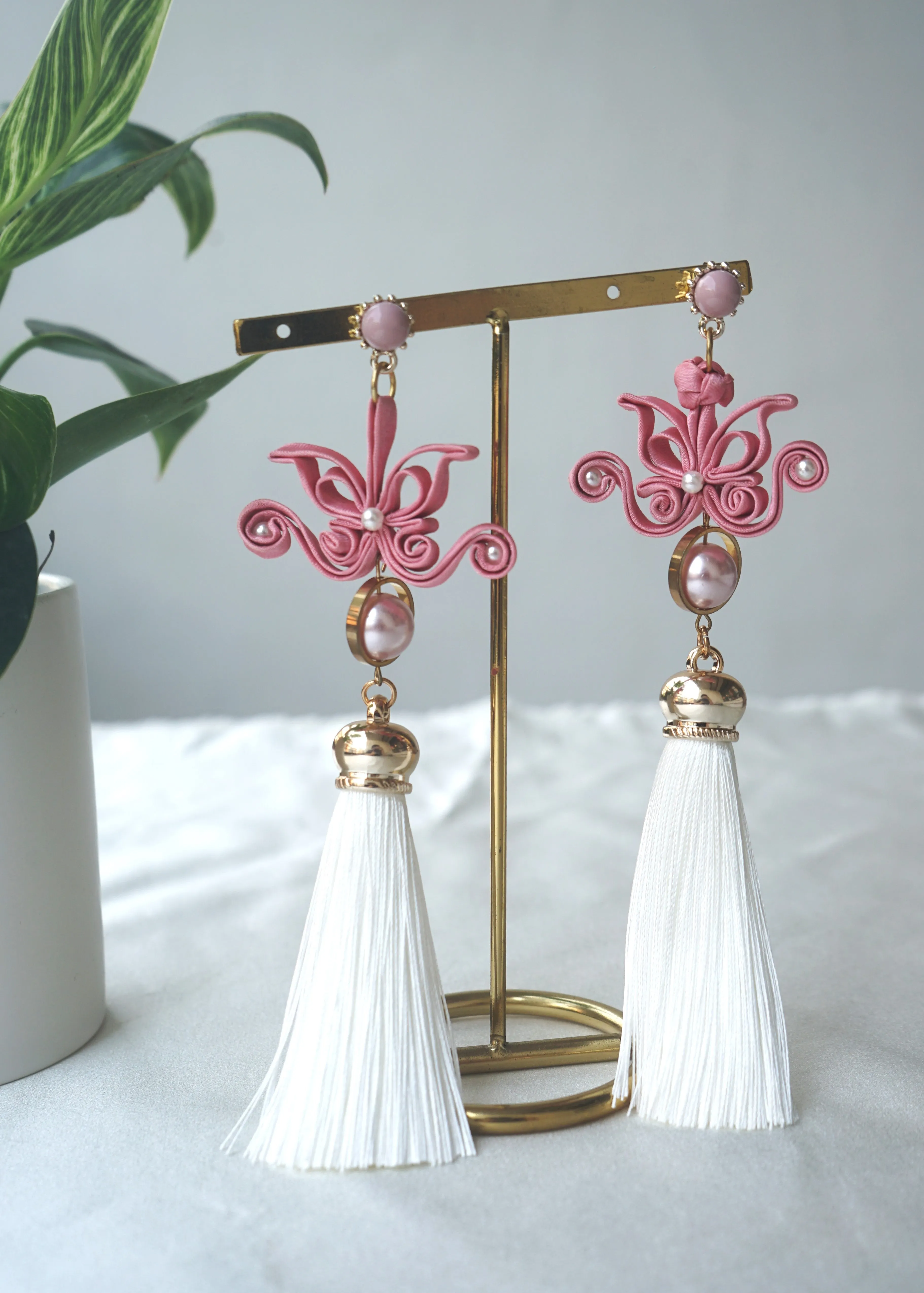 Butterfly Pankou Tassel Earrings (Pink)