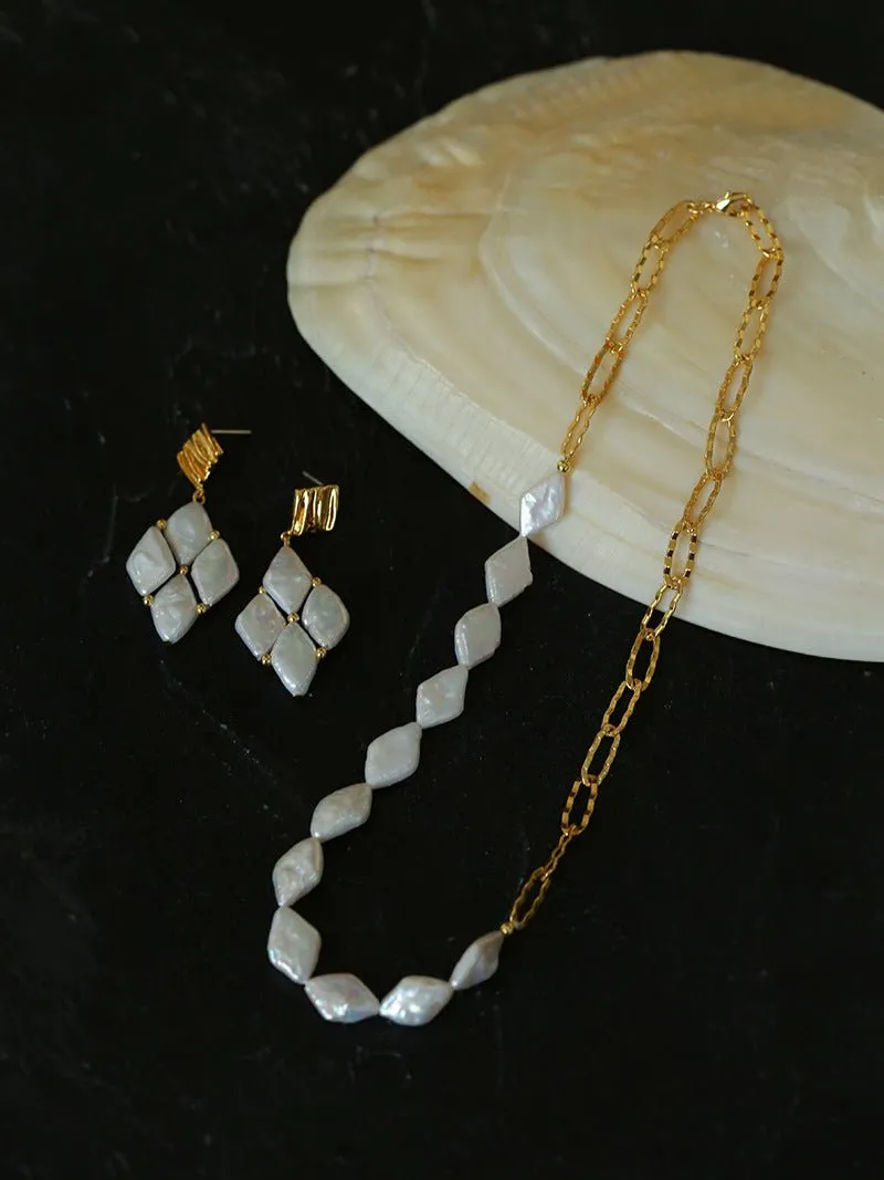 Diamond-Shaped Baroque Pearl Chain Necklace