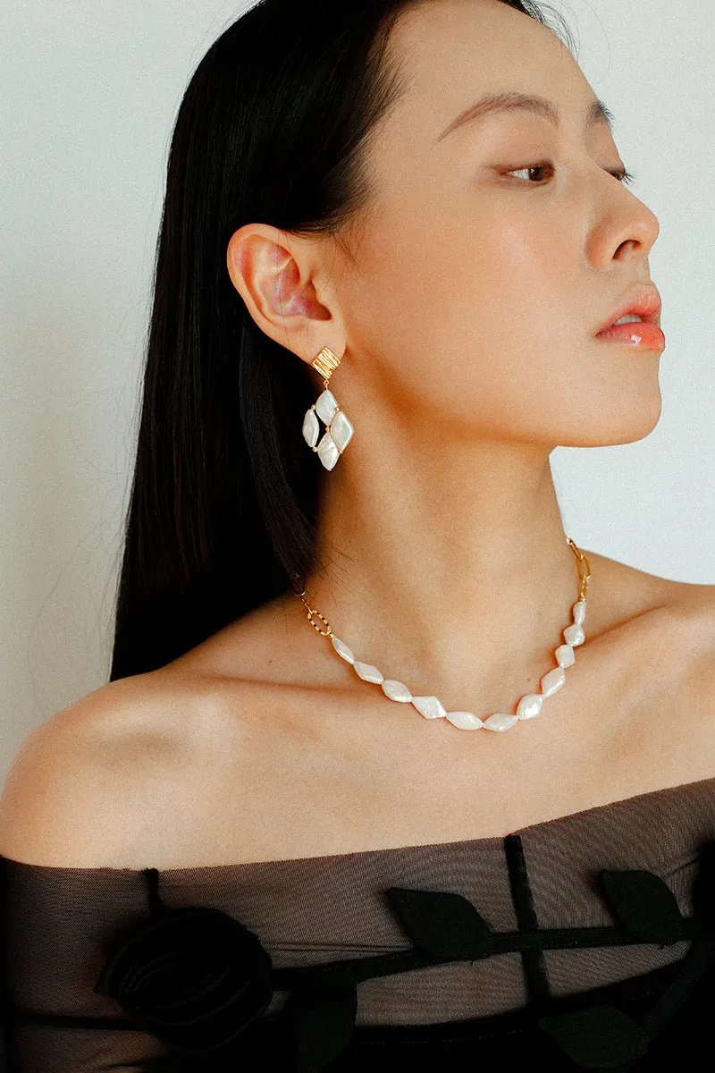 Diamond-Shaped Baroque Pearl Chain Necklace