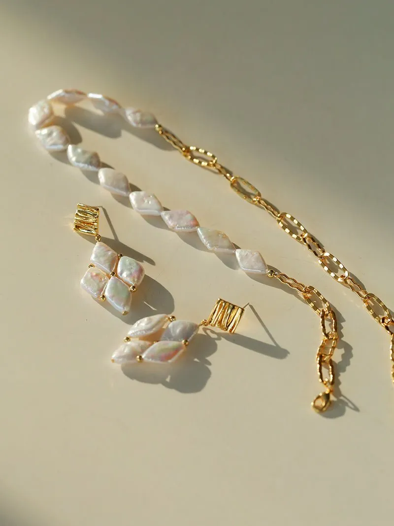 Diamond-Shaped Baroque Pearl Chain Necklace