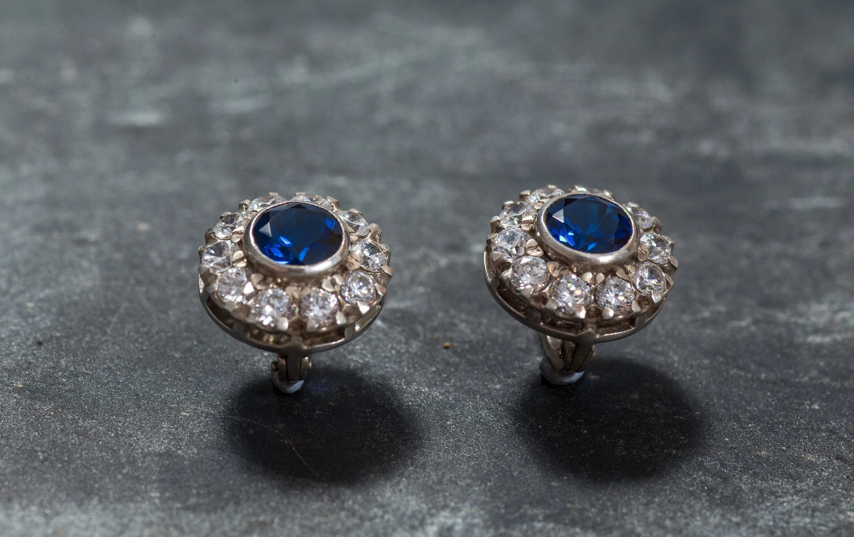 Flower Sapphire Earrings - Blue Victorian Earrings - Vintage Flower Studs