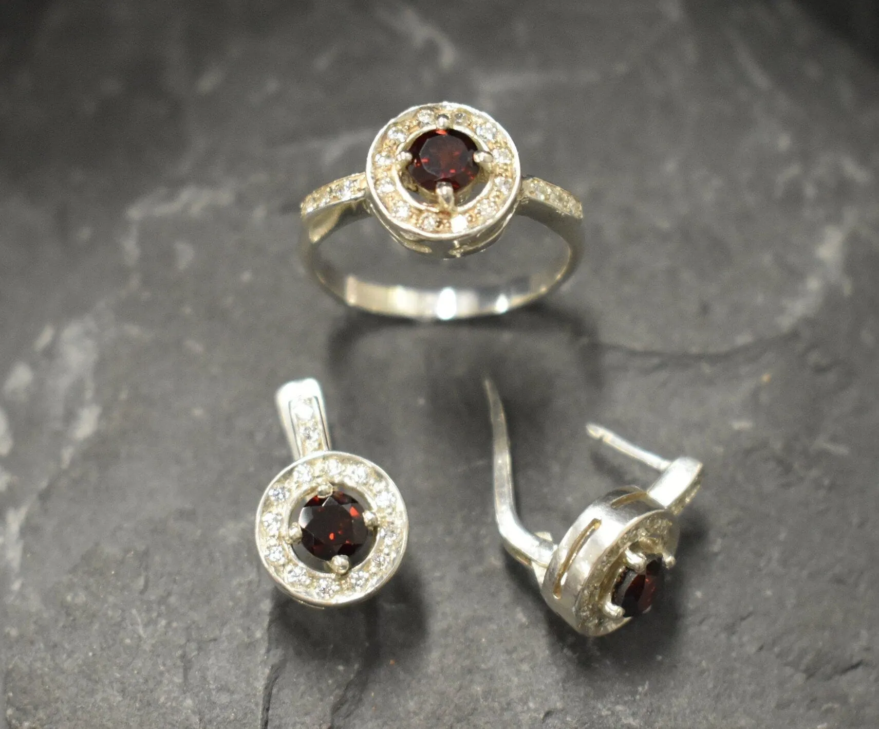 Genuine Garnet Earrings - Red Cluster Earrings - Vintage Drop Earrings