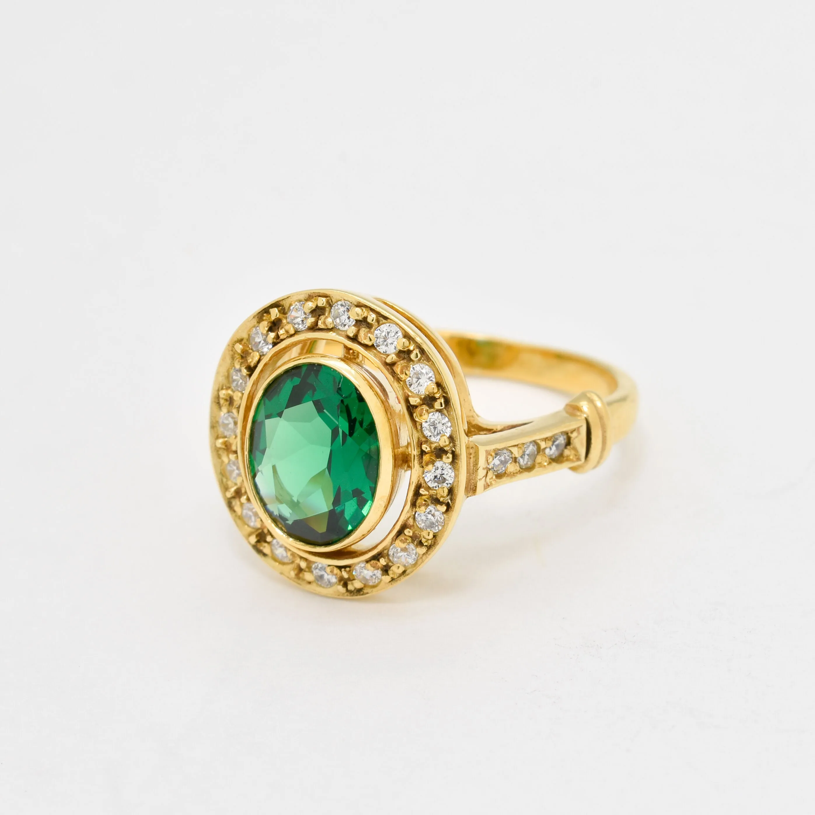 Gold Emerald Ring - Green Victorian Ring - Vintage Bezel Ring