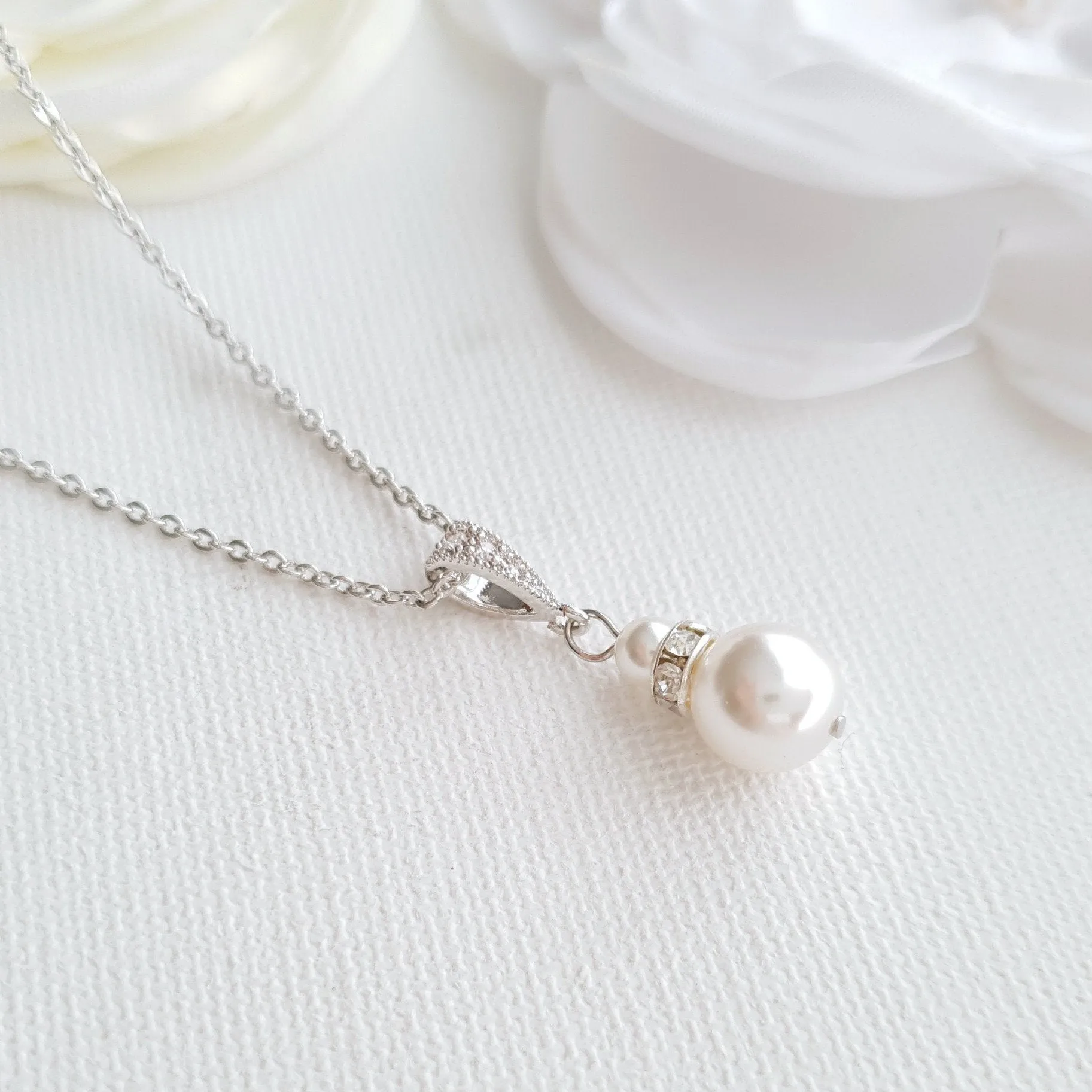 Gold Necklace with Single Pearl- Ava