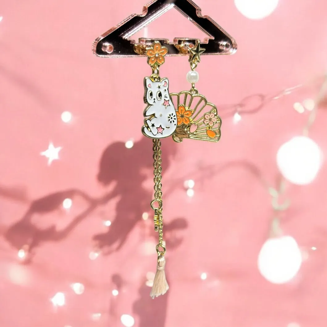 Kawaii - cat cute fun chain earrings |mismatch sakura kitten oriental fan