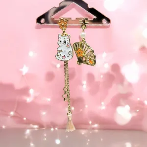 Kawaii - cat cute fun chain earrings |mismatch sakura kitten oriental fan