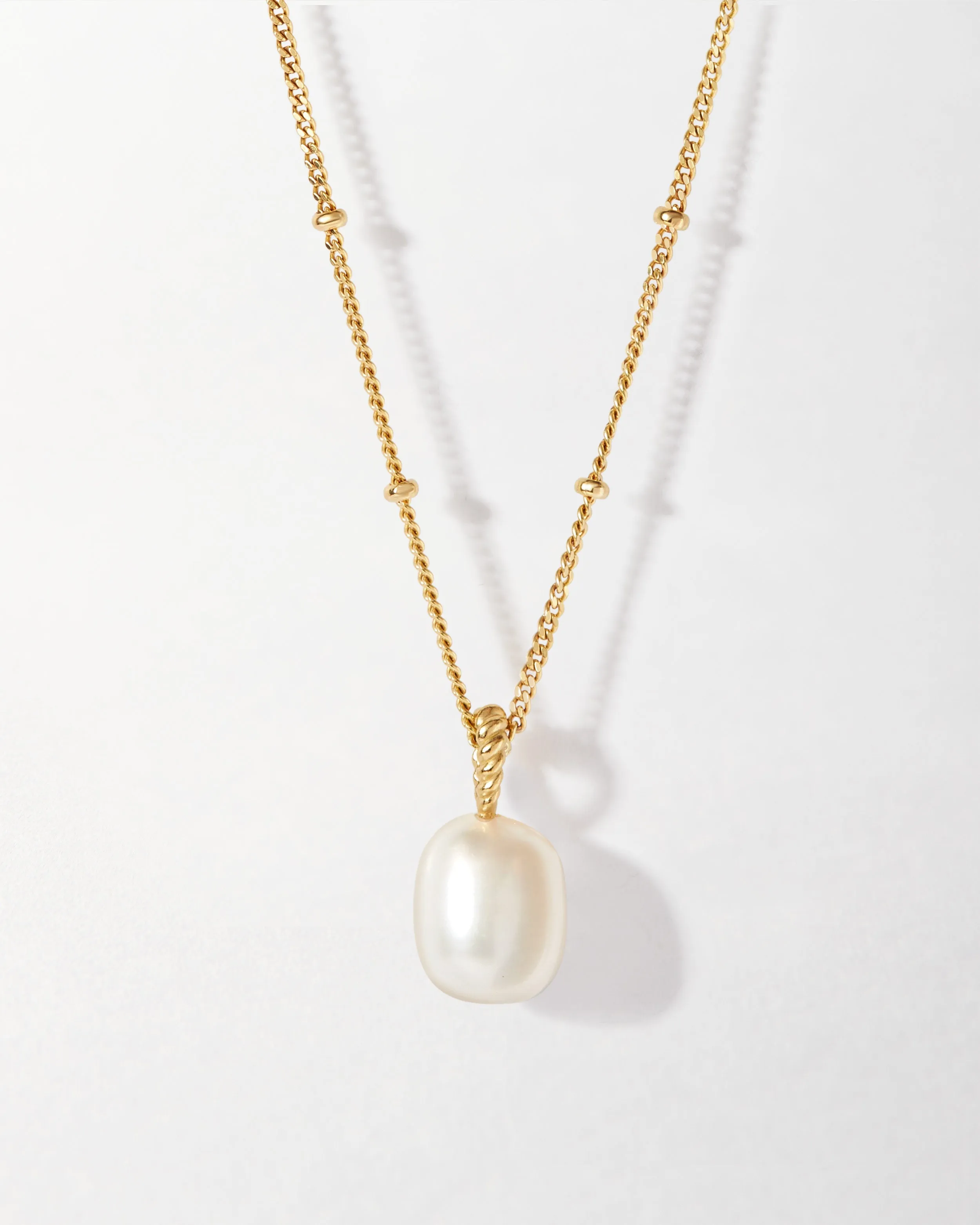 Marine Pearl Necklace