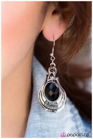 Paparazzi Earring ~ Like Magic - Black