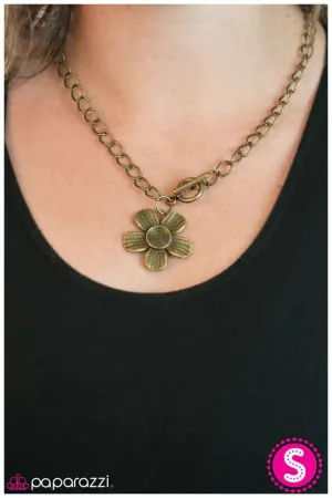 Paparazzi Necklace ~ Stemming From Simplicity - Brass