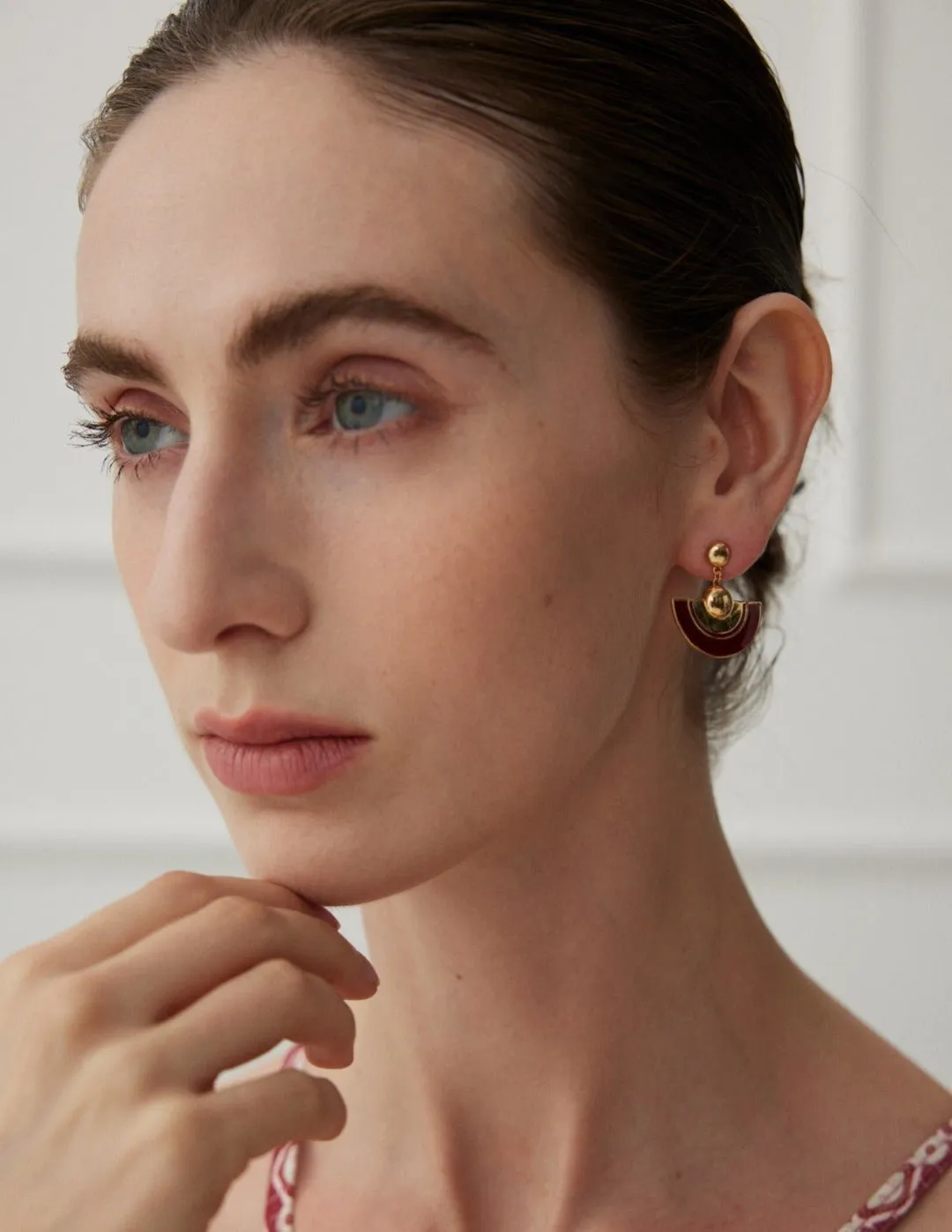 Red Scalloped Glaze Earrings