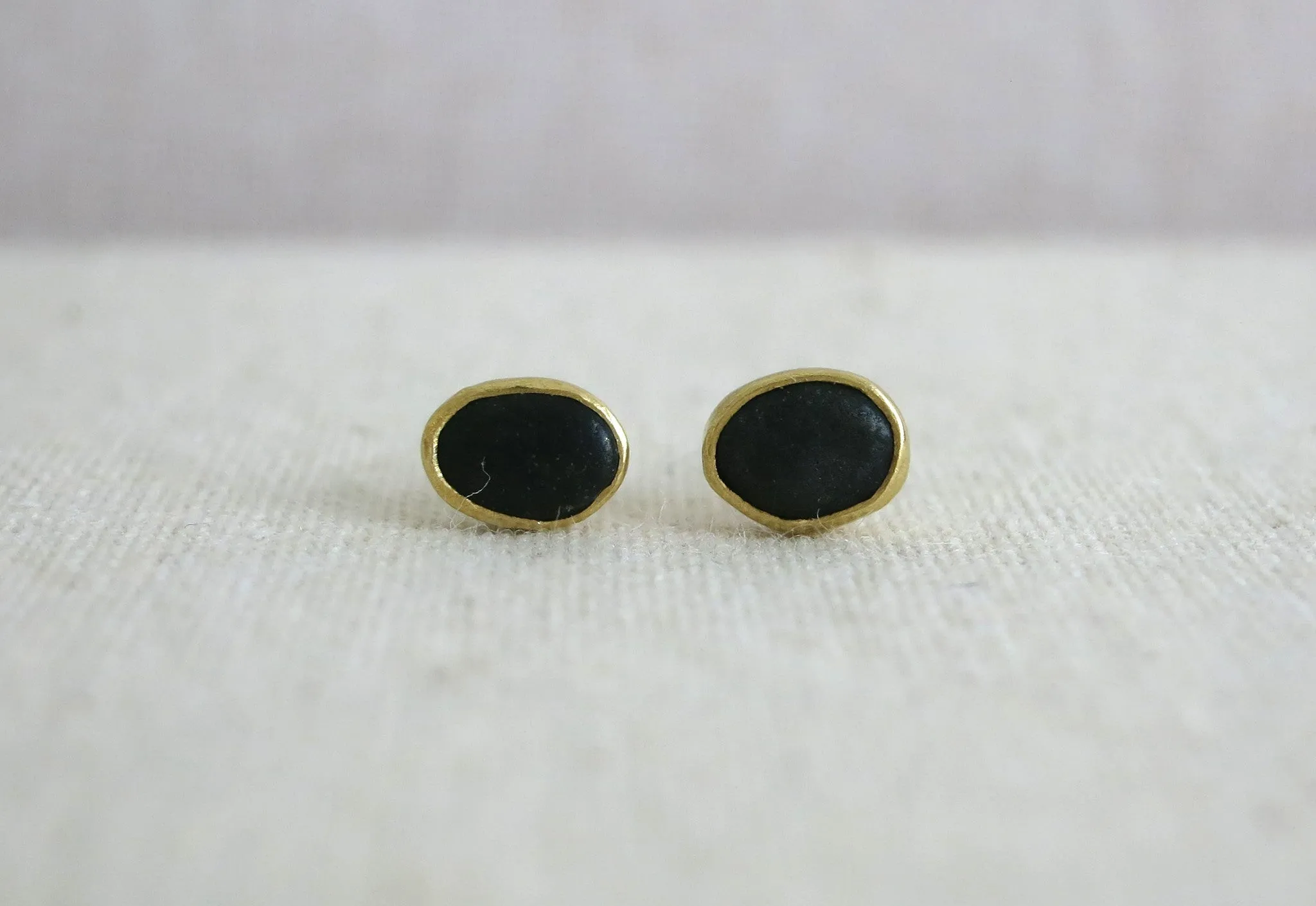 Small Black Pebble Studs