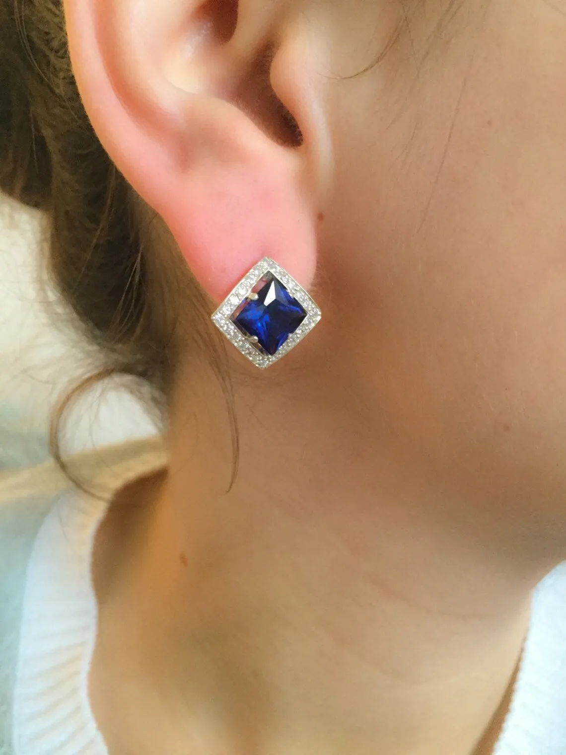 Vintage Sapphire Earrings - Large Sapphire Studs - Blue Sapphire Earrings