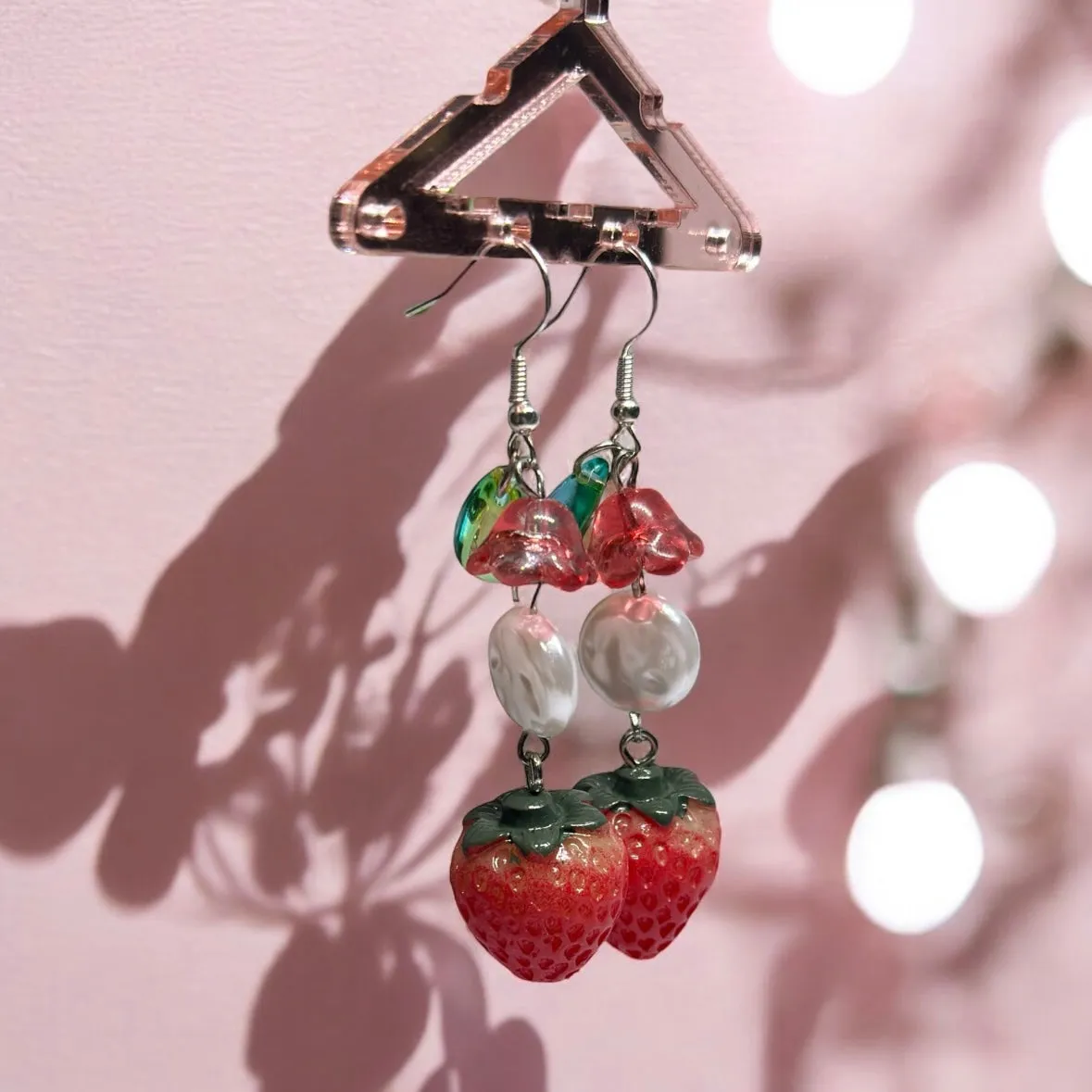 Y2K - Strawberry dangle earrings